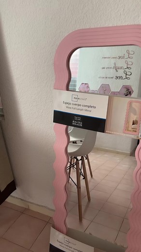 Espejo Viral de Walmart: Fashion y Estilo en Rosa