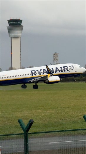 96K views · 518 reactions | Ryanair FAST! TAKEOFF #live #dublinairport #flight #Ryanair #planes | EU Plane Spotters | Facebook
