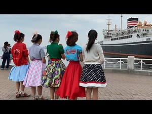 「Why Do Fool Fall In Love」「La Bamba」