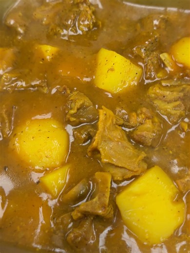 Weekends are better with Island Breeze in hand! #IslandBreeze #WeekendVibes #tropicalfunk #GoodTimes #IslandMood