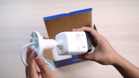 ANNKE Security 4K 8MP PoE Camera, Surveillance Outdoor AI IP Cam with Mic/Audio, AI Human/Vehicle Detection, Smart Dual Light, IP67, H.265+, Up to 512GB Storage, 4mm Lens, Color Night Vision