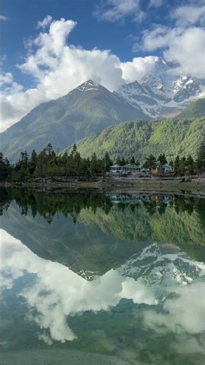 Green Lake Manang – Nepal's Hidden Emerald Paradise 💚🏔️