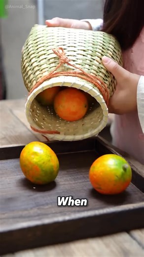 🍏 This odd fruit isn’t rotting—it’s actually a tasty snack! 🤯✨ #FoodSurprise #WeirdFoods | Creative Fun