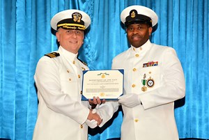 E.C. Glass alum receives Navy and Marine Corps Commendation Medal