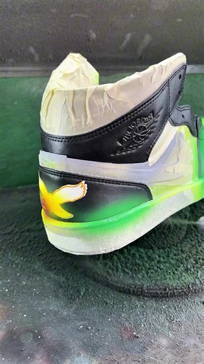 I made Philadelphia Eagles custom shoes for an NFL fan #philadelphiaeagles #gobirds #eagles #customsneakers