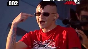 907K views · 10K reactions | 2⃣0⃣0⃣0⃣ #Linkin #Park - In The End 'Live' (Rock am Ring 2004 - #MTV #Germany) | Music NON Stop | Facebook