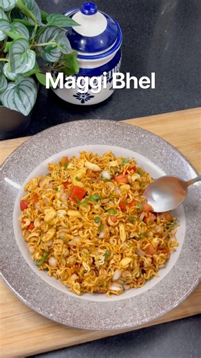 Viral Maggi Bhel Recipe #maggi #bhel #shorts #viral #ytshorts
