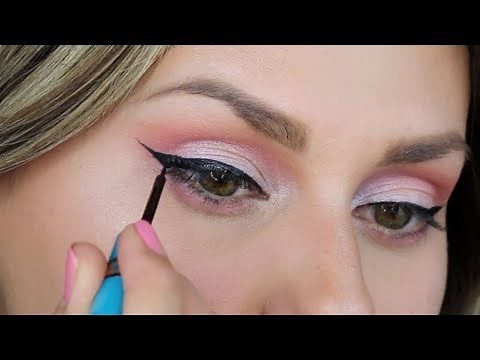 Makeup für Anfänger | Wie schminke ich Eyeliner mit Wing?