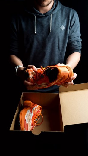 9.5K views · 16 reactions |  Unboxing of the Salomon Aero Volt. This versatile trainer features an Energyfoam midsole, Contagrip rubber outsole and a lightweight engineered mesh ideal for spicy summer temps. Available now for $150. @salomonrunning #aerovolt | Believe In The Run | Facebook