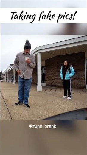Pretending to Be a Photographer 😂#PhotoPrank #Funny #USShorts #LOL #Viral