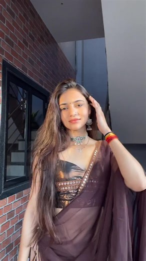 Exploring the Art of Poetry Performance