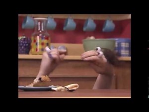 uma frightened by oobi's hair