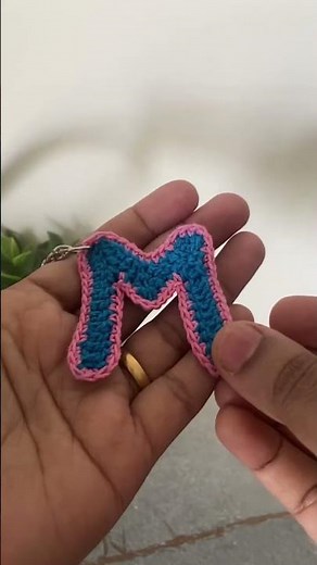 Crochet alphabet M keychain #crochet #diy