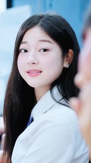 Who’s the Real Hero Behind the Mask? 🔥😱 #linhchihihi #messyclassroom #schoolcrush #schooldrama