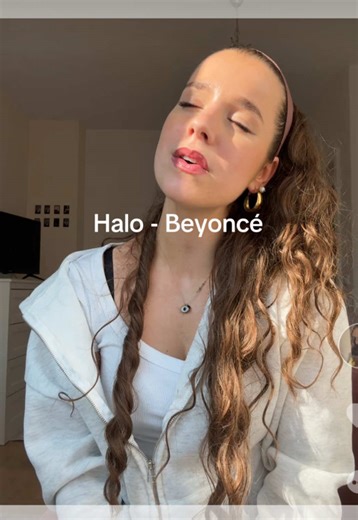 Beyoncé Halo Cover Performance - Captivating Music