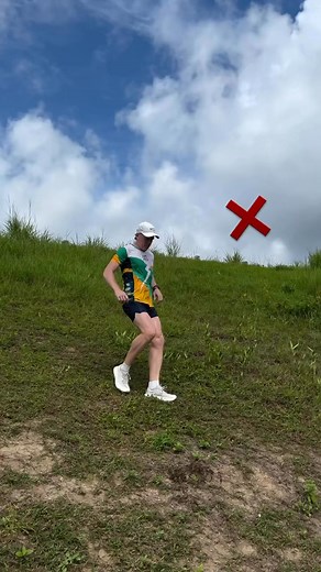 677K views · 2.9K reactions | On steep descents, use the gallop technique. This allows you to descend faster and reduce muscle strain. You can switch the leading leg—practice this technique during training to use it in races.#trailrunninglife #trailrunners #runningtips #trailrunner #trailrunning #ultratrailrunner | Makarov Evgenii | Facebook