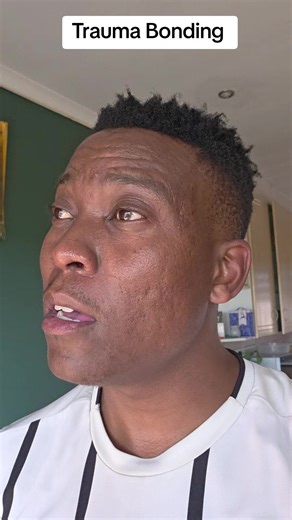 Ever heard of The term trauma bonding?! Well, this video gives a mini breakdown of what the term truly means. #thepsychologistcorner #mentalhealthmatters #traumabonding #SAMA28 #fypシ