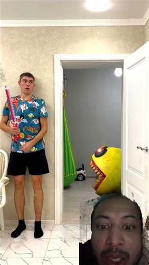 Angry PAC Man is following me #shorts #funny #3d #pacman #bloopers