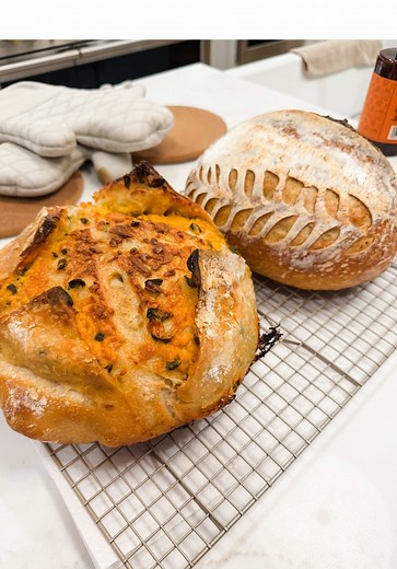 Jalapeño Cheddar Sourdough Baking Tips