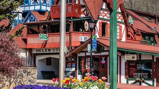 10 American Towns That Feel Like They’re in Europe
