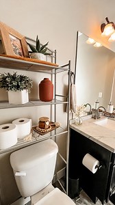 How many times have you decluttered the kitchen junk drawer only to find days later, it’s right back where it started? We often have good intentions and start the decluttering journey without a clear plan. Having a plan when decluttering is crucial for several reasons: 💡Avoid Overwhelm: Decluttering an entire home or space can feel daunting. A plan helps break the process into manageable tasks, reducing stress and giving you a clear starting point. 💡Stay Focused: Without a plan, it’s easy to j