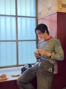 93 reactions | ice cream lover   #PRADAFW25xWin #PradaxWin #WinMetawin #brightwinwivesphilippines #tisaysobreviñas #foryoupageシ cr. | BrightWin Wives Philippines | Facebook