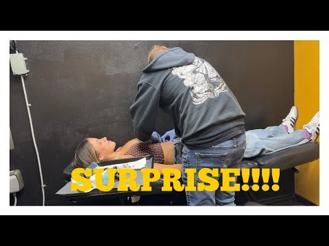 PIERCING MY BELLY BUTTON | Day In The Life