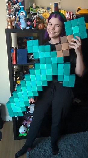 Paper Minecraft Sword, no glue, no tape! I know this isn't my usual content, but I shared a story and someone asked me how I made it ♥️ #minecraft #diy #easyastry