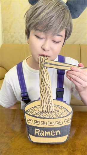 eat a mop by mistake！