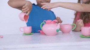 Watch Melissa & Doug Sunny Patch Bella Butterfly Tea Set on Amazon Live