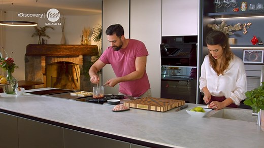 14K views · 68 reactions | Il toast perfetto esiste?  La risposta è sì! La ricetta ce la svela Roberto Valbuzzi nella nuova puntata di #UnoChefInFattoria, oggi alle 15.00 in #PrimaTv su #FoodNetwork #canale33 | Food Network Italia | Facebook