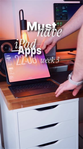 Week 3 - Must have iPad apps 2026 This is MD Clock which also comes with a really cool interactive widget to glance over the world clocks in an intuitive way. Great app for creators like me to help me manage my content posting time based on top follower locations!