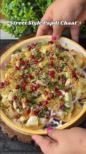 Street Style Papdi Chaat At Home 🌮 #ytshorts #papdichat #chaatrecipe #recipe #spicyfood