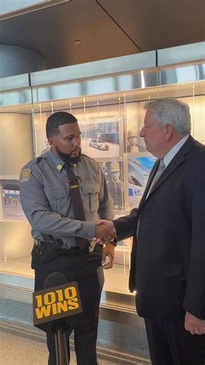 He was kidnapped in Chelsea when he was only 4-years-old, 26 years later that little boy is an NYPD Officer. The detectives that solved his case, and tracked down his abductor, surprised Stephen Johnson at his NYPD pinning ceremony today. 1010 WINS #nyc #nypd | Mary-Lyn Buckley