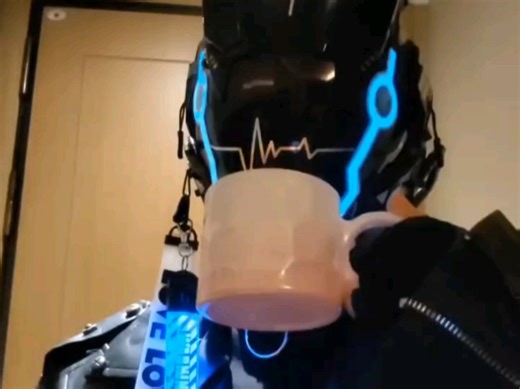 当Williams尝试回复粉丝逆天评论