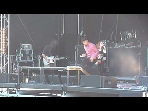 Deftones LIve at Rock A Field 2010 - Passenger (feat. Hayley Williams)