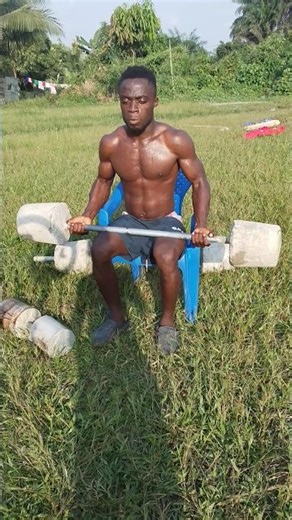 chair sit chest buildup#fitness #subscribe#motivation #motivation #subscribers‪@bodybuildingcom‬