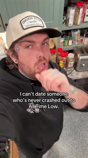 #alltimelow #elderemo #altguy