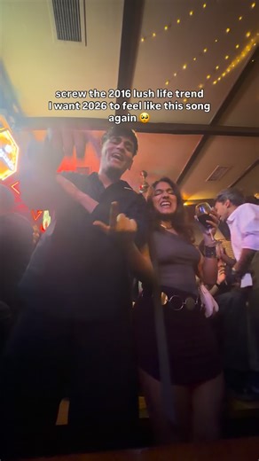 𝑺𝑰𝑴 𝑷𝑬𝑹𝑬𝑰𝑹𝑨 on Instagram: "just shut up and dance w me when this banger plays . . . [shut up and dance, walk the moon, music, karaoke, clubbing, live music, night out]"