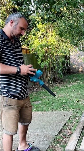 How To Use A Leaf Blower (The Right Way)