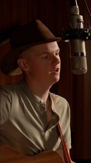 Take Me Home, Country Roads - John Denver (Country cover by Daithí The Guitarist)