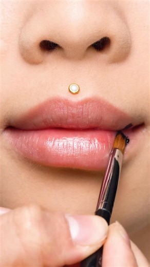 1K views · 33 reactions | Ombre lipstick ideas | Beauty Secrets | Facebook