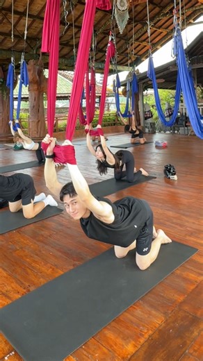 🐄 YY ♑️ | 很 Weak 🙂 Weak1 Weak2 Weak3 | Instagram