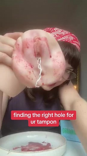 which hole does a tampon go in? #tampon #periodcare #periodtok Tampons are inserted into the vagina to absorb period flow. Always read the label and follow the directions for use. Shown: Moxie Organics super tampons (approx. 14g absorbency), for heavy flow.