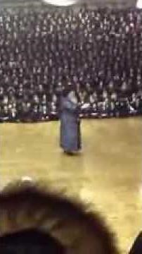 Bobov Rebbe 48 Dances The "Hornesteipel Tantz" At Wedding