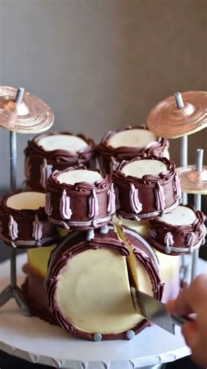This Drum Set Is Actually a Cake! 🥁🎂 | Mind-Blowing Cake Art#shorts #shortsfeed #drums #cake