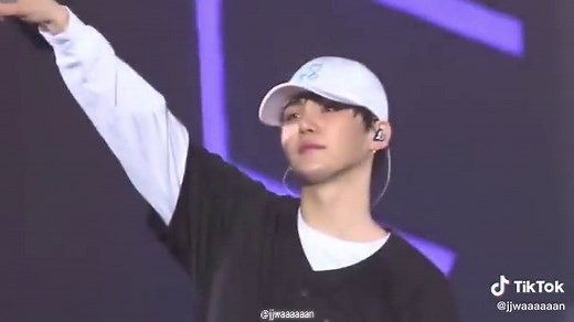 BTS - 2! 3! Live concert performace @BTS #bts #btsarmy #bts_official_bighit #liveconcertbts #xyzbca #fyp #fypシ