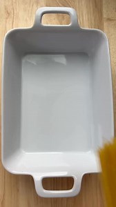 Baked Creamy Shrimp Pasta Ingredient: 8 oz pasta (I used thin spaghetti) 1 Boursin cheese (you can use 4 oz cream cheese) 1 cup cherry tomatoes 1 lb raw shrimp 3-4 minced garlic 2-3 tbsp olive oil 1 tbsp Italian seasoning Salt and pepper to taste 2 cups chicken or vegetable broth Bake covered at 350F for 15 minutes, uncover and continue to bake for another 15 minutes. Tips: depending on the pasta you use. You may need more broth or have to cook a bit longer Add ons: mushrooms, chopped zucchini o