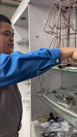 Types of Leaf Springs Explained | British Hook Type, Side Ear Spring & German Coil Spring