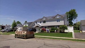 77K views · 1K reactions | We have readings with some of your favorite celebrities coming up on this season of #LongIslandMedium! Who are you excited to see? | Long Island Medium | Facebook